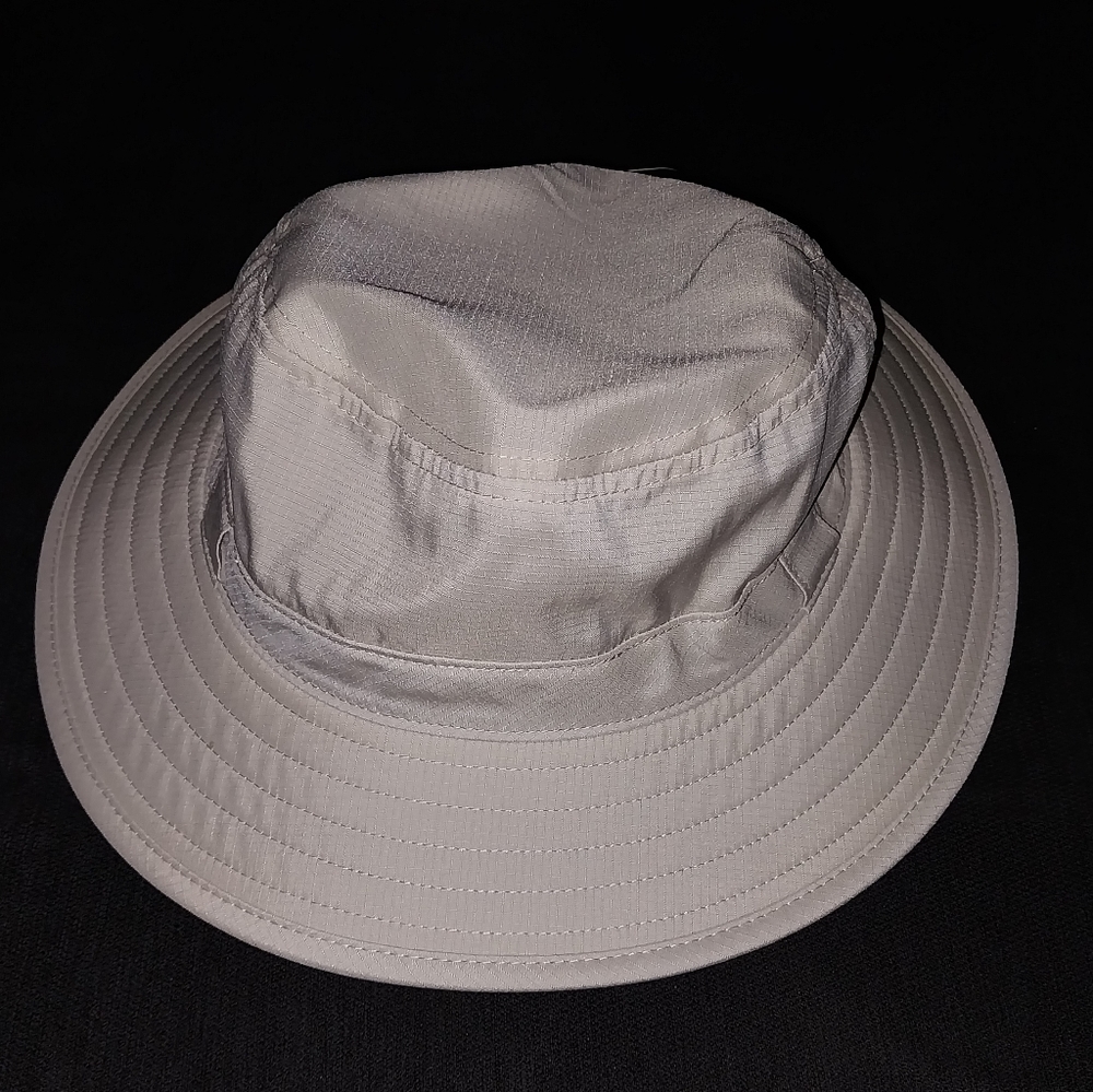 MEN & WOMEN ,SOLAR ESCAPE HAT.